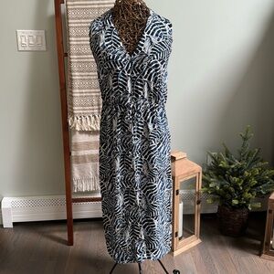 HM maxi dress blue pattern size 8